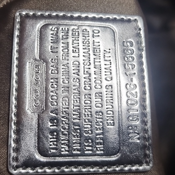 Coach Golden Poppy shoulder bag W/ 3 Original Tags ♡ EUC♡ - Picture 5 of 16